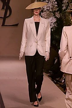 Look 19